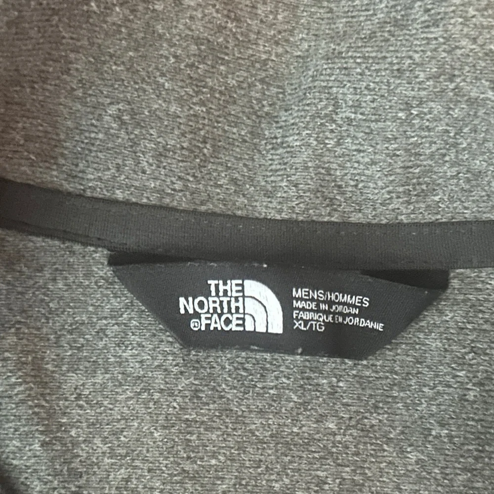 North Face Gray TLG‎ 1/4 Zip Pullover, XL